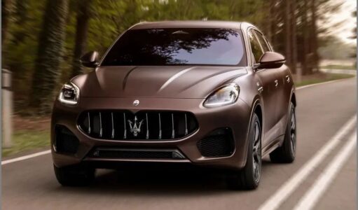 2023 Maserati Grecale Folgore Rosso Model